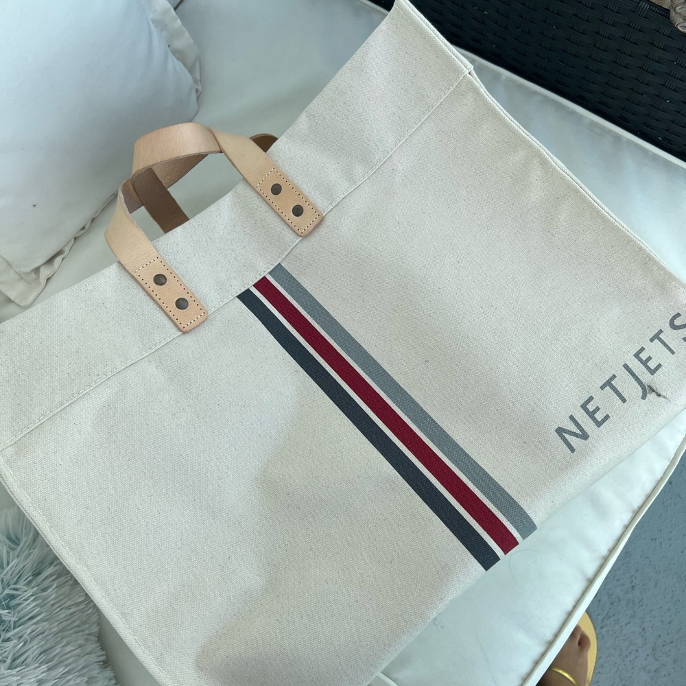 Netjets limited edition large bag